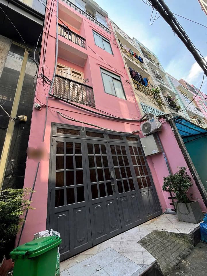 Nhà hẻm 212B Nguyễn Trãi, Quận 1, 26m² giá 9.5 tỷ - Đầu tư sinh lời hấp dẫn!