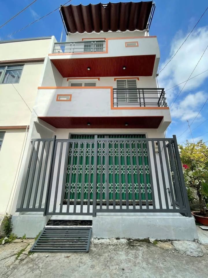 Nhà cho thuê hẻm đường Chi Lăng, Rạch Giá 36m² giá 5.5 triệu - Hướng Tây Nam thoáng mát!