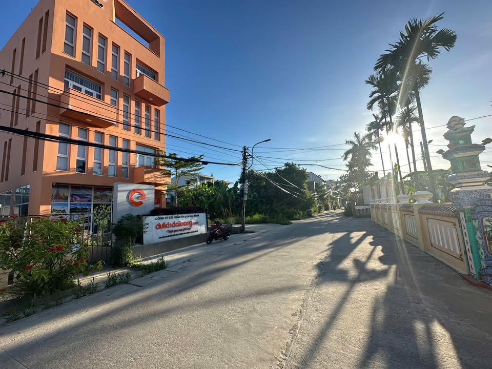 Tòa nhà mặt tiền Nguyễn Đình Bảy, Phú Thượng 178m² giá 7 tỷ - Đầu tư sinh lời ổn định!