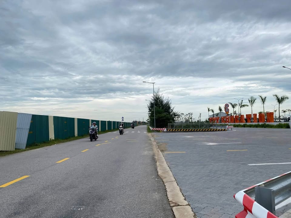 Đất nền Hói Sai Thượng 120m² giá 3.3 tỷ - Vị trí đắc địa gần Tổ hợp Giáo dục FPT!