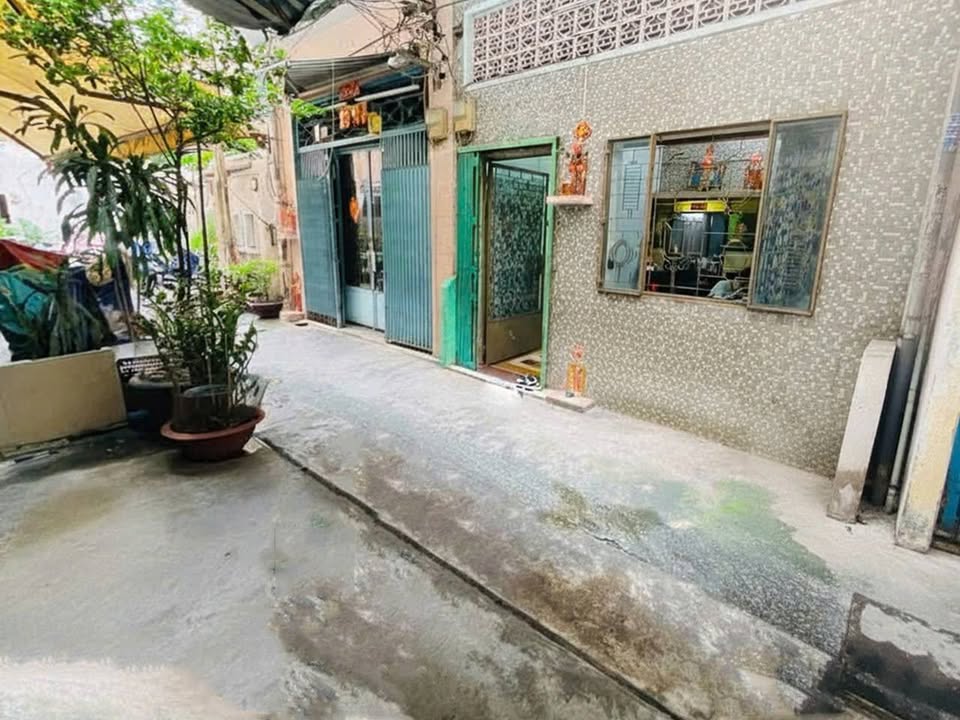 Nhà trọ 11 phòng tại Cầu Ông Lãnh, Quận 1, diện tích 83.2m² giá 22 tỷ - Giảm 800 triệu ngay hôm nay!