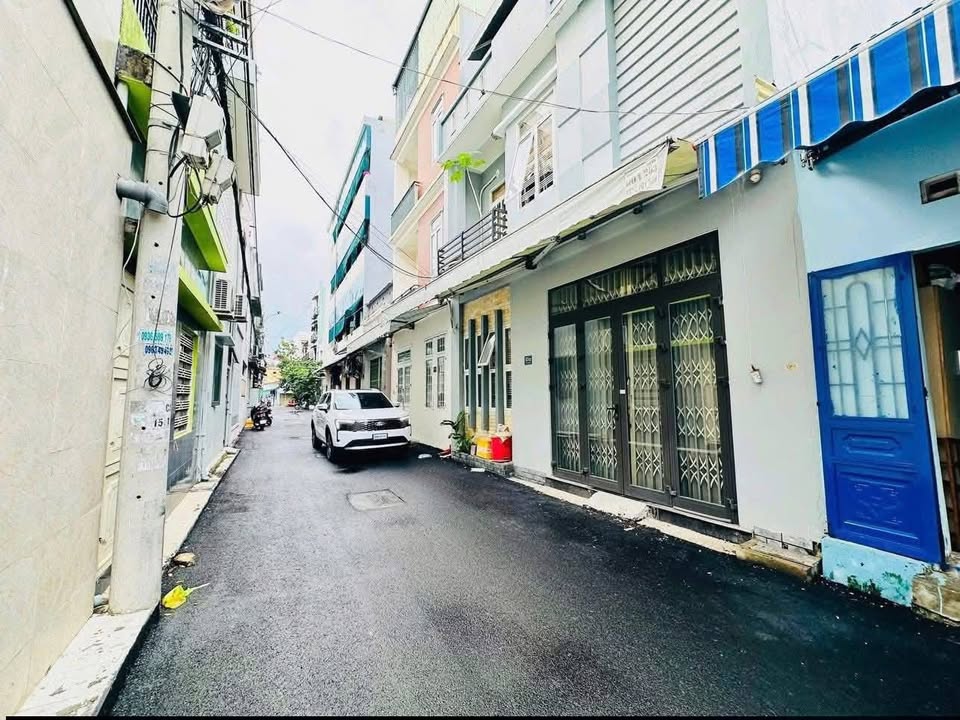 Nhà cấp 4 đường Núi Thành, Đà Nẵng 30m² giá 3 tỷ - Đầu tư sinh lời ngay!