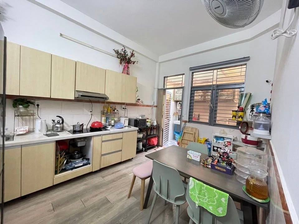 Nhà riêng quận 7 50m² giá 6 tỷ - Sổ riêng, hoàn công đủ!