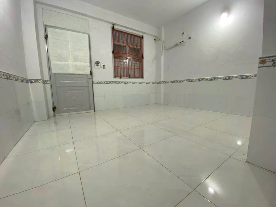 Studio cho thuê tại Ông Ích Khiêm, Quận 11 - Giá chỉ 2.99 triệu/tháng!