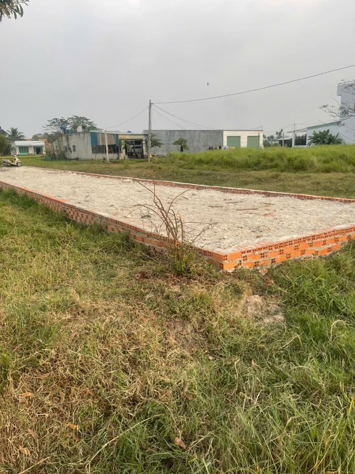 Đất nền ấp Giồng Lớn, xã Mỹ Hạnh, 180m² giá 1.25 tỷ - Sổ đỏ chính chủ!