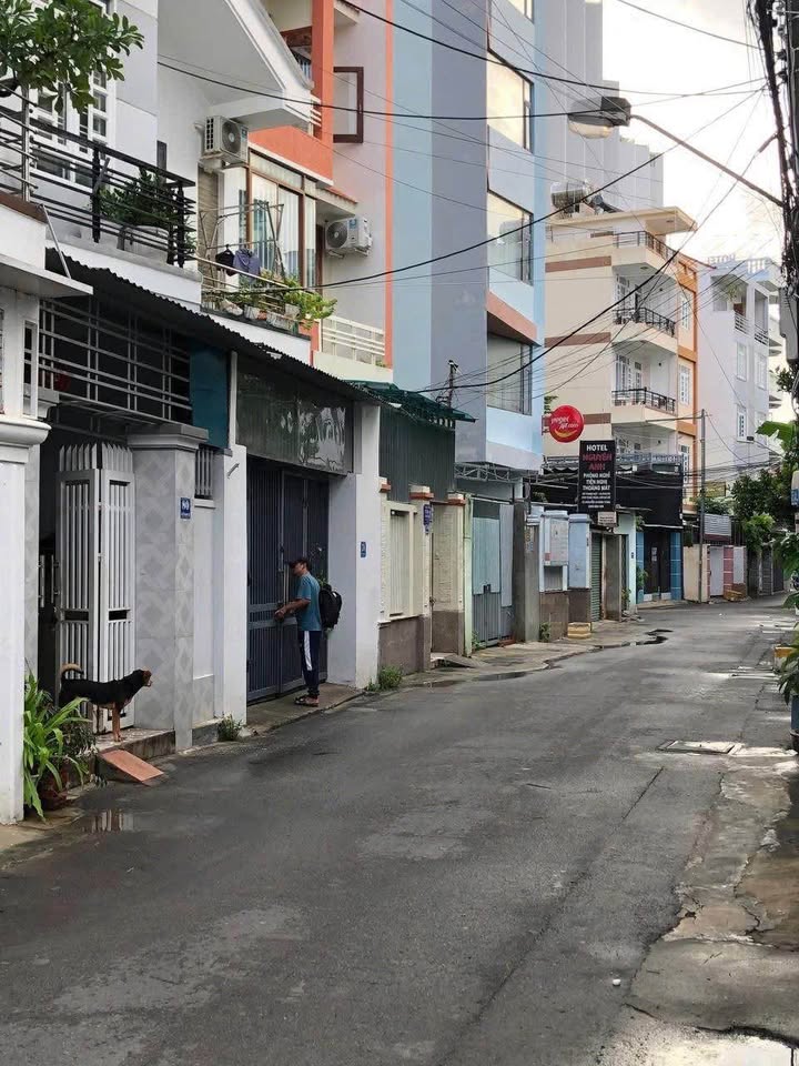 Nhà 1 Trệt 1 Lầu Đường Nguyễn Khánh Toàn 58m² giá 6.6 tỷ - Đầu tư lý tưởng!