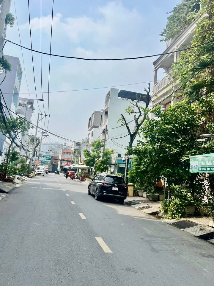 Nhà 4 tầng đường Tân Quy Quận 7, 59.5m² giá 11 tỷ - Sổ hồng riêng, hoàn công đủ!