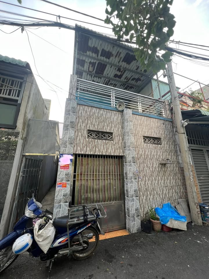 Nhà bán quận 12, Tân Chánh Hiệp 92m² giá 6.2 tỷ - Hẻm ô tô an ninh, sạch sẽ!