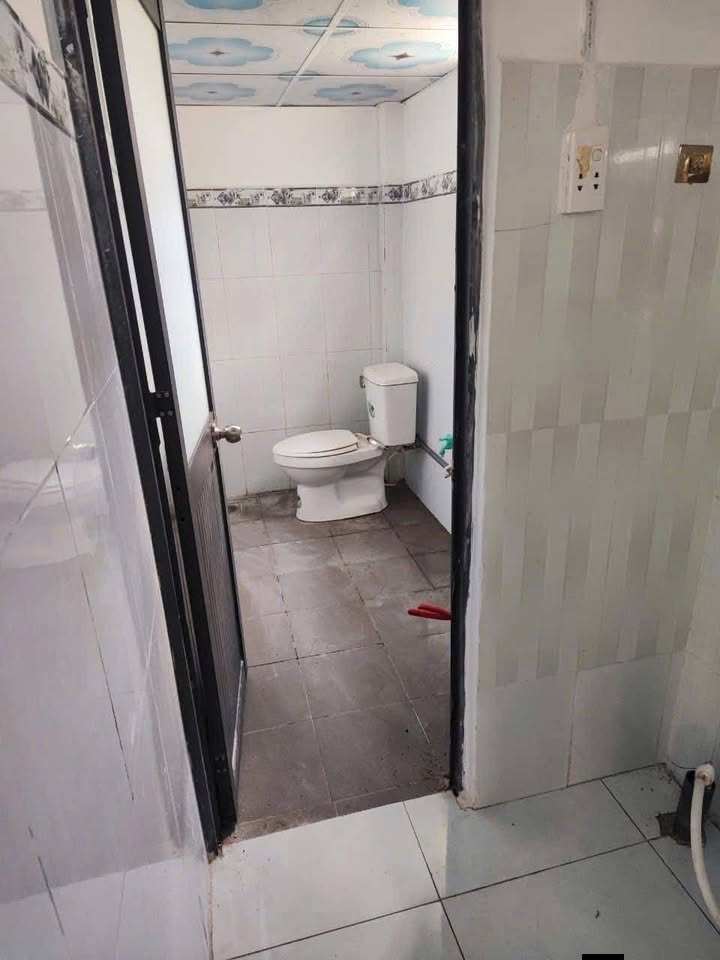 Nhà bán Củ Chi 42m² giá 650 triệu - Gần trường, chợ thuận tiện!