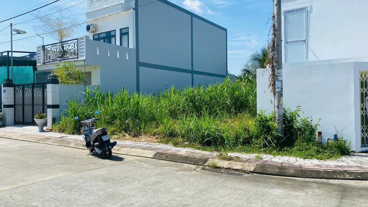 Đất nền Phú Nhuận, Bến Tre 110m² giá 1.1 tỷ - Sổ đỏ chính chủ!