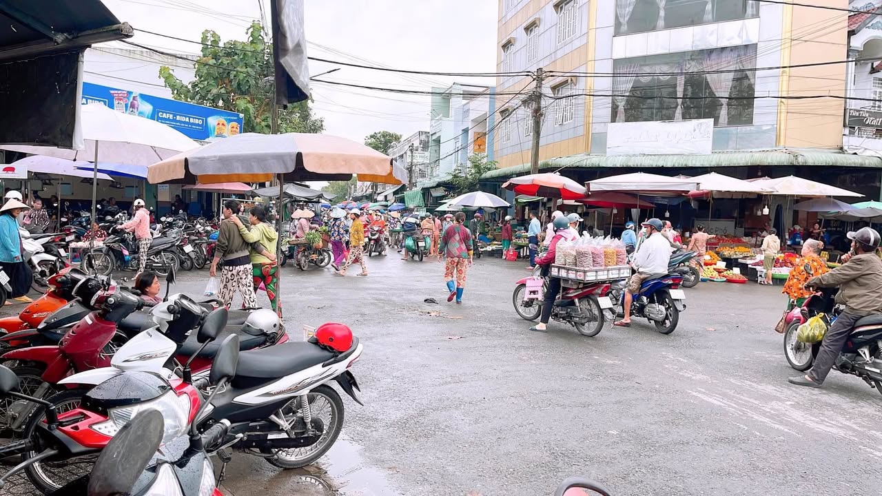 Nhà phố đường số 15, xã Phong Điền, 72m² giá chỉ 2.6 tỷ - Sát chợ Phong Điền!