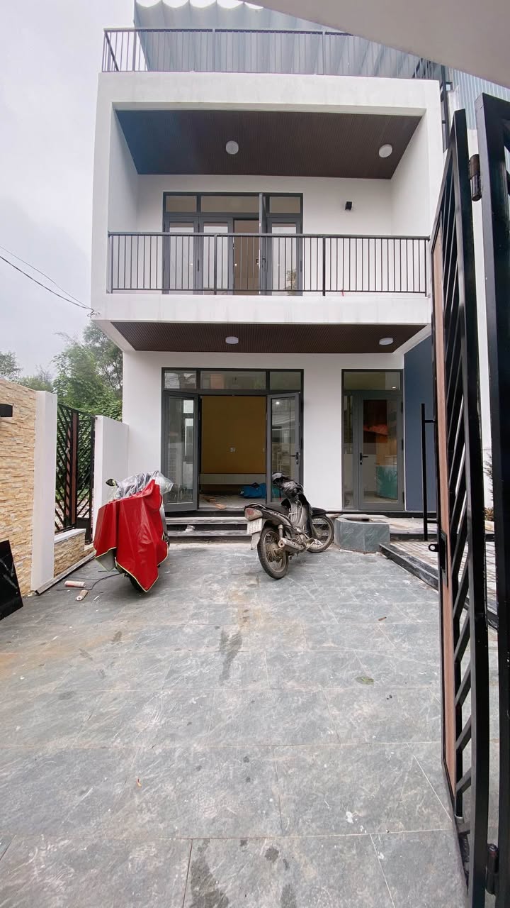 Nhà 3 tầng Full Nội Thất tại Kiệt 44 Lê Ngô Cát - Huế, Diện tích 103m² chỉ 3 tỷ!