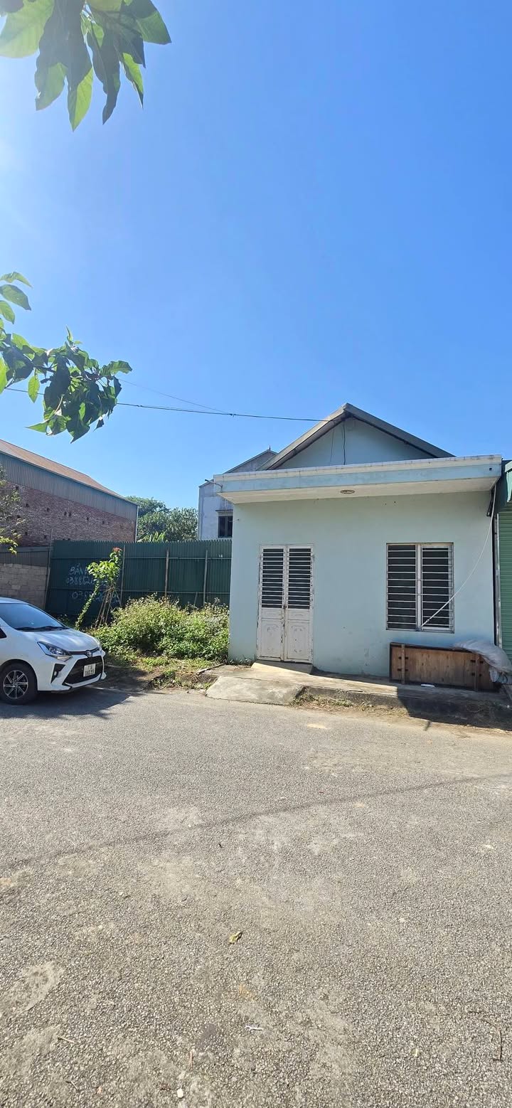 Bán đất kèm nhà cấp 4 Tà Lùng 77.5m² giá chỉ 1 tỷ - Vị trí thuận lợi gần cửa khẩu!