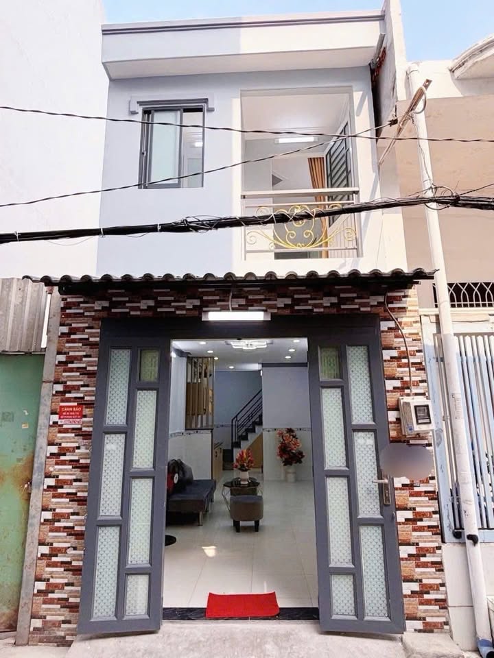 Nhà 1 trệt 1 lầu quận 8, diện tích 42m², giá chỉ 1.37 tỷ - Đầu tư sinh lời!
