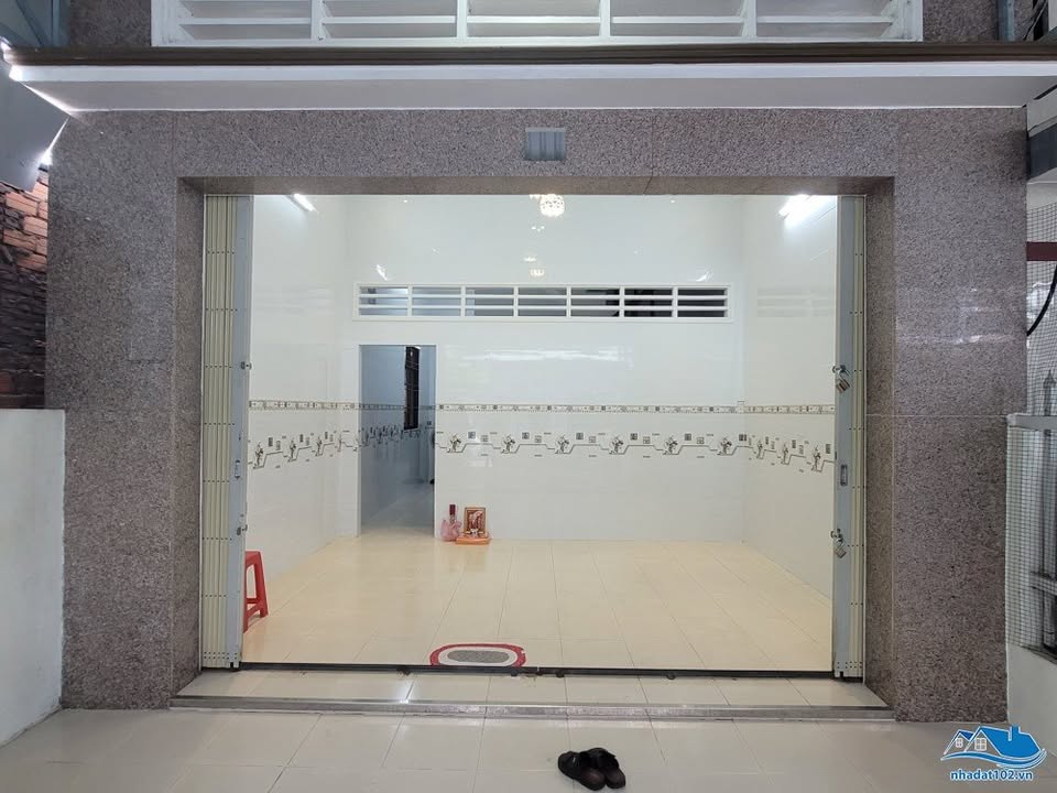 Nhà bán 1 trệt 1 lầu tại Thủ Khoa Nghĩa, Rạch Giá - Diện tích 62m² chỉ 1.79 tỷ!