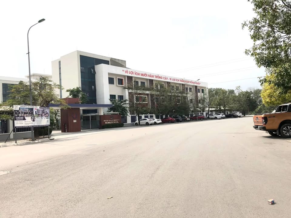 Nhà đẹp An Hoạch 61m² giá 3 tỷ - Kinh doanh thuận lợi, ở ngay!