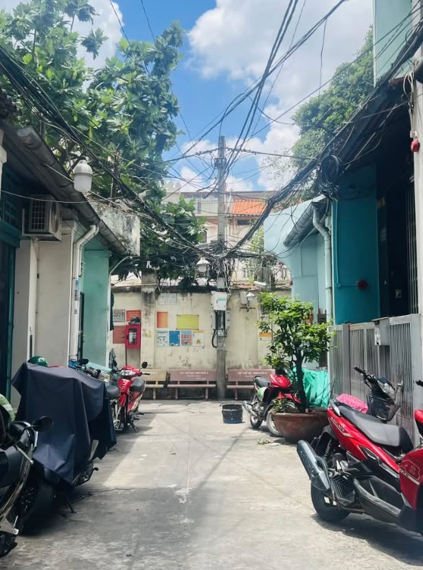 Nhà riêng Nguyễn Trãi, Quận 5 - 40m² giá 7.4 tỷ - Hẻm ô tô thông thoáng!