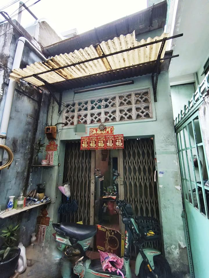 Nhà riêng Đường Đội Cung Q11 22m² giá thỏa thuận - Tiện sửa chữa theo ý thích!