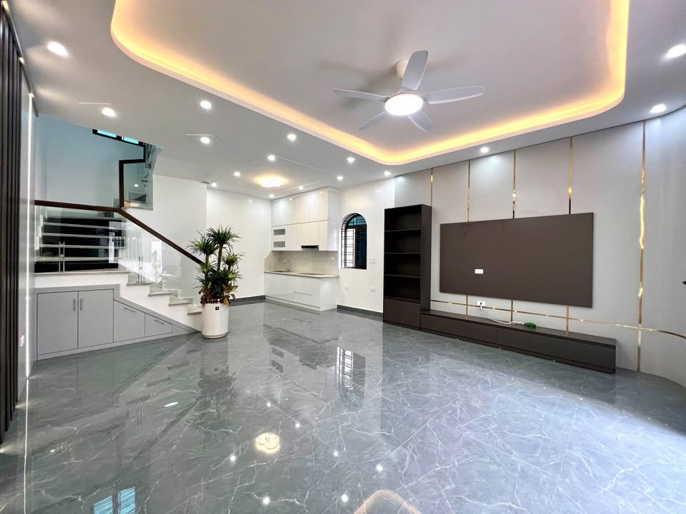 Nhà xây mới lô góc đường Thiên Lôi 52m² giá 4.8 tỷ - Ô tô đỗ tận cửa!