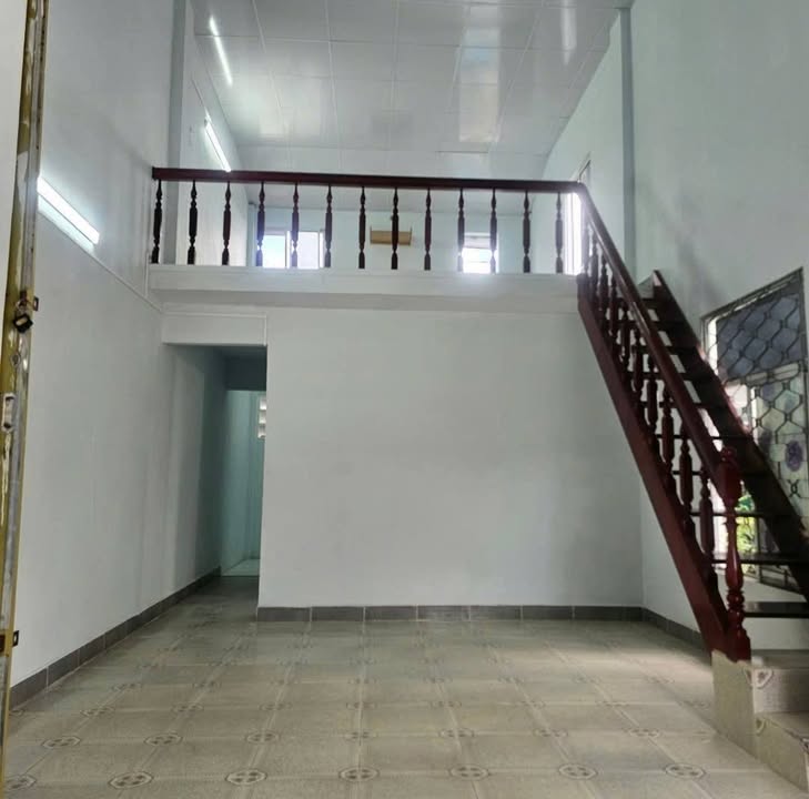 Nhà phố Tuy Hòa 50m² giá 1.3 tỷ - Vị trí đắc địa, hỗ trợ vay 3 bên!