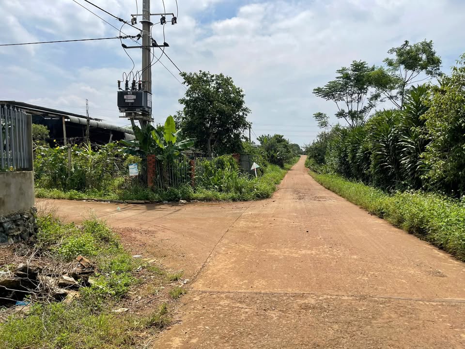 Đất nền Phường Cư Bao - Buôn Hồ 138m² giá 390 triệu - Vị trí đắc địa gần Quốc Lộ 14!