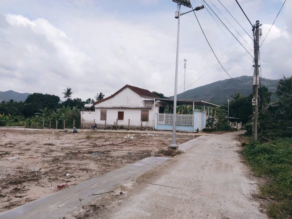 Đất nền Suối Tân Cam Lâm 90m² giá chỉ 747 triệu - Đầu tư sinh lời ngay!