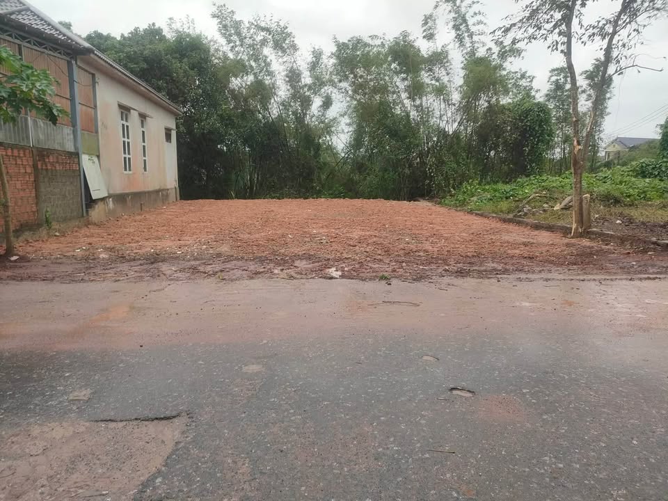 Bán FrontHouse mặt tiền đường Trần Thủ Độ, 150m² chỉ 1.4 tỷ - Vị trí kinh doanh lý tưởng!