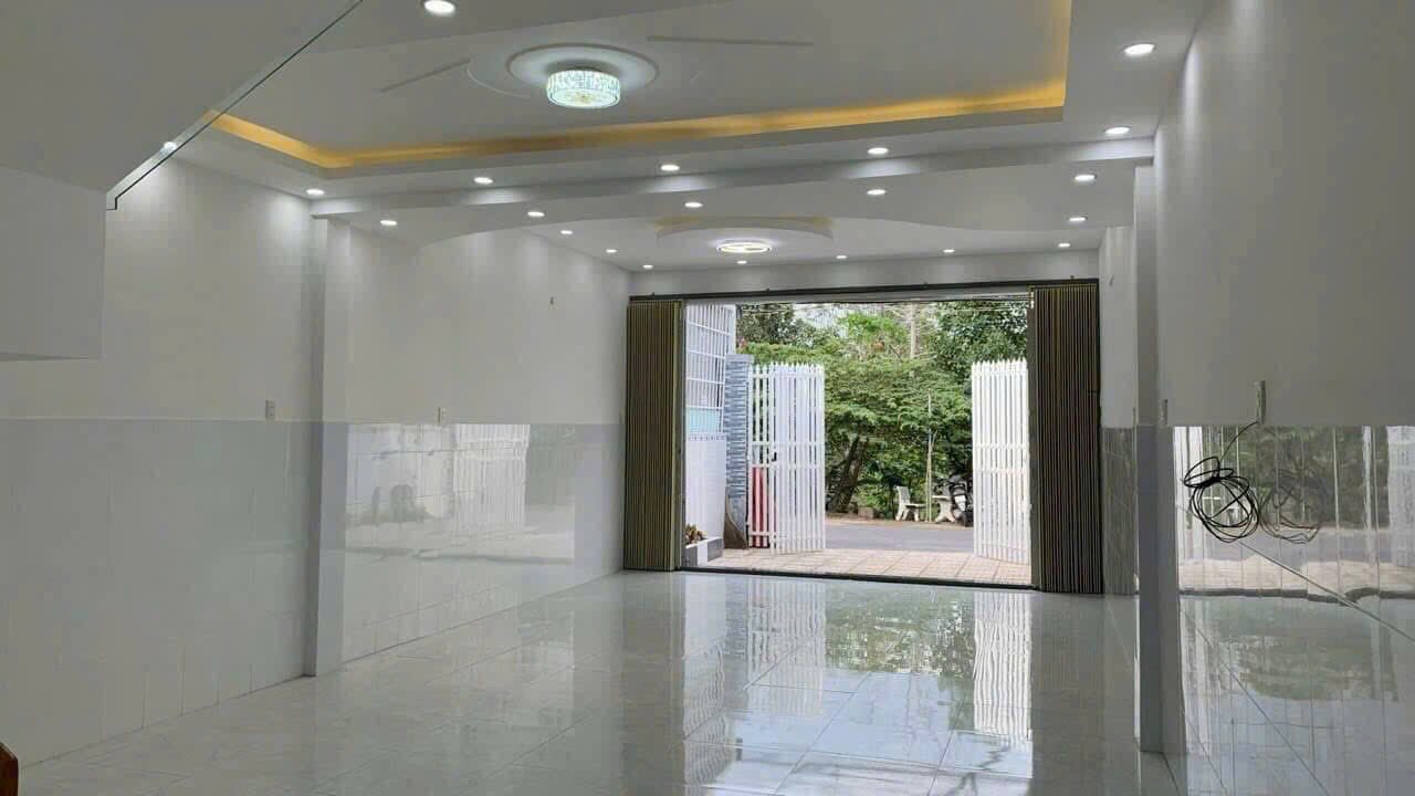 Nhà 115m² mặt tiền Huyện lộ 92A, Đạo Thạnh, Mỹ Tho - Tiềm năng phát triển vượt trội!