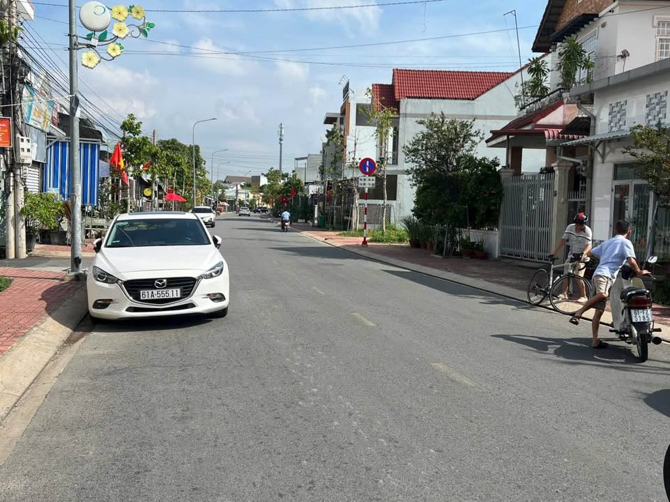 Đất mặt tiền kinh doanh Hiệp Thành, Thủ Dầu Một 617m² chỉ 18.5 tỷ - Đầu tư sinh lời ngay!