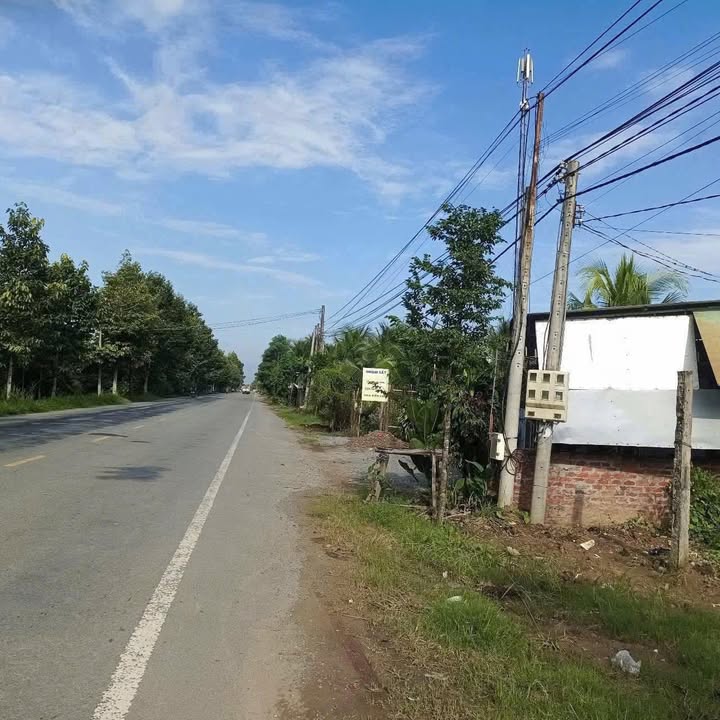 Nhà mặt tiền 173, phường Phú Tân, Bến Tre 992m² giá 4.4 tỷ - Đầu tư sinh lời ngay!