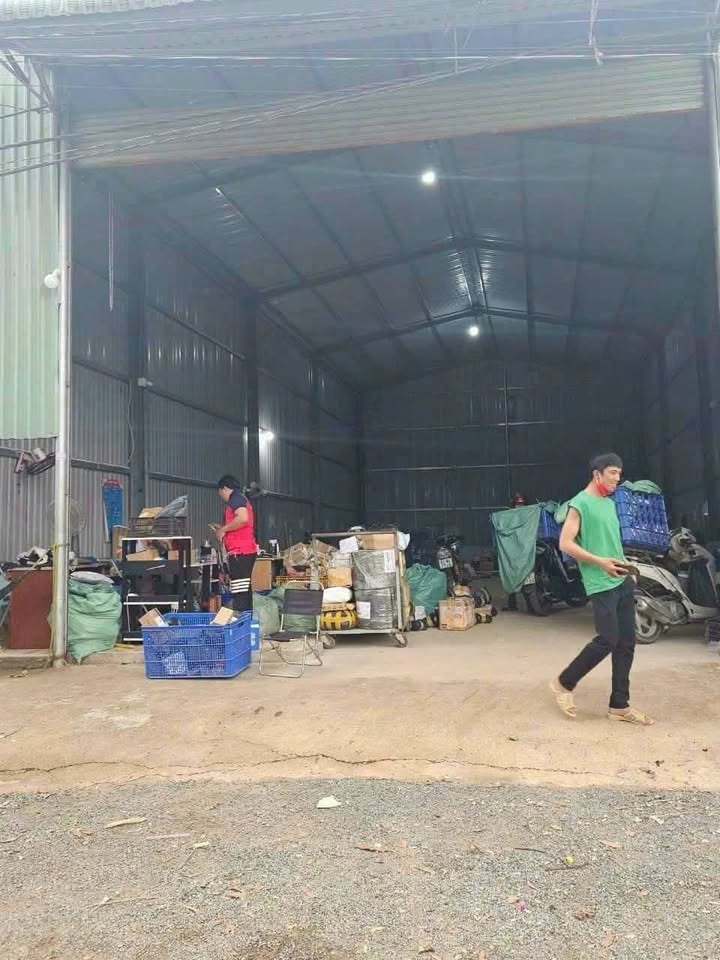 Cho thuê kho 215m² tại Khánh Bình, Tân Uyên - Giá rẻ chỉ 8 triệu/tháng!