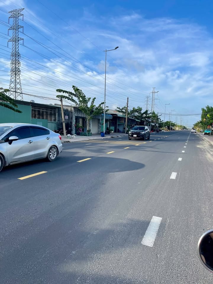 Đất thổ cư 232,6m² tại Phú Mỹ - Giá 3 tỷ, vị trí đẹp!