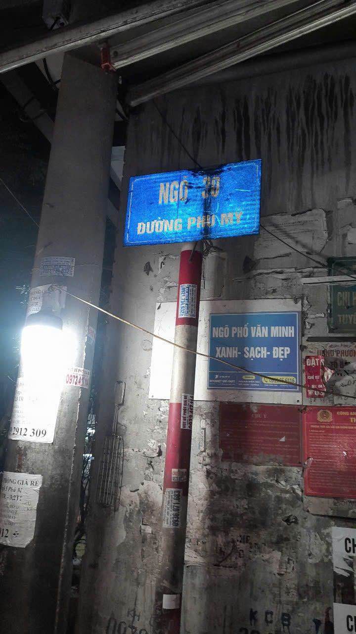 Nhà 5 tầng đẹp tại Mỹ Đình, 30m² giá 8 tỷ - Sổ đỏ chính chủ!