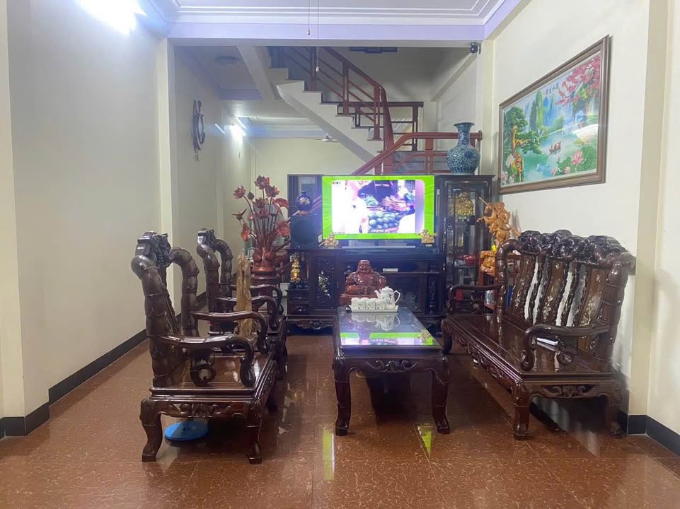 Nhà 2,5 tầng tại Đông Thọ, Thanh Hóa 62m² giá 2 tỷ - Chính chủ bán gấp!