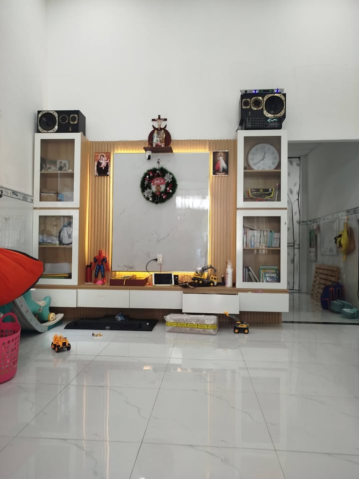 Nhà 2 tầng Bình Chiểu, Thủ Đức 61m² giá 4.2 tỷ - Sổ hồng riêng, dọn vào ở ngay!