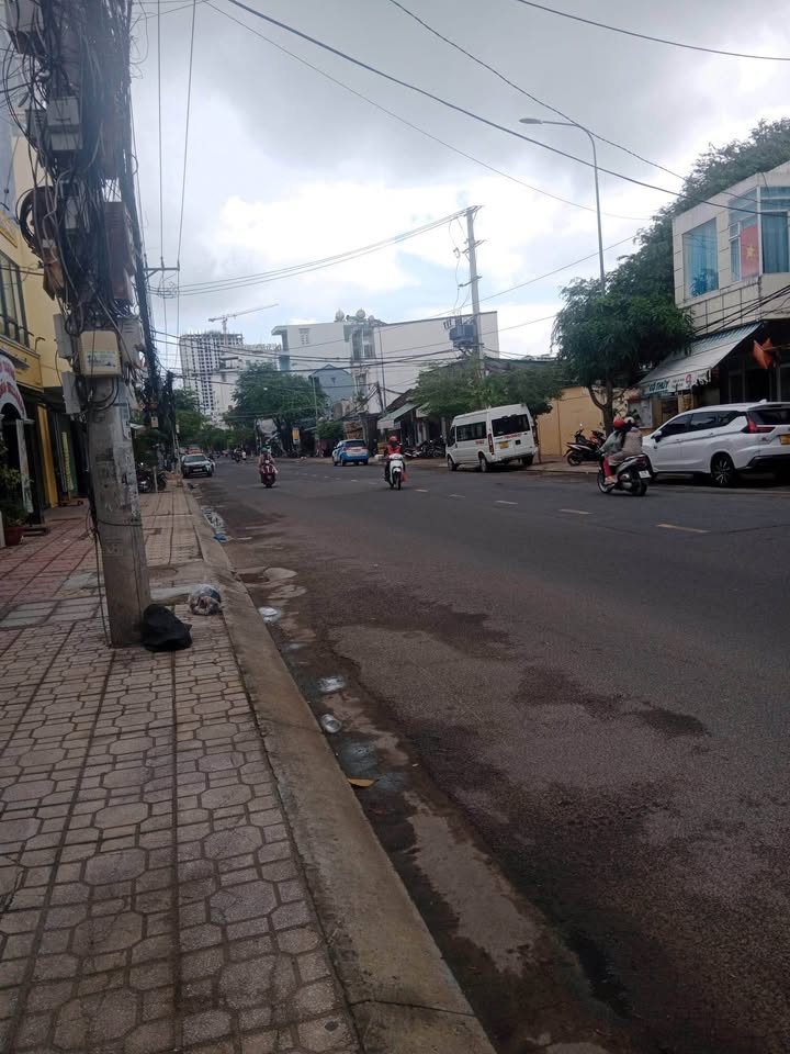 Đất góc 2 mặt tiền Phước Long Nha Trang 76m² giá 2.15 tỷ - Đầu tư sinh lời hấp dẫn!