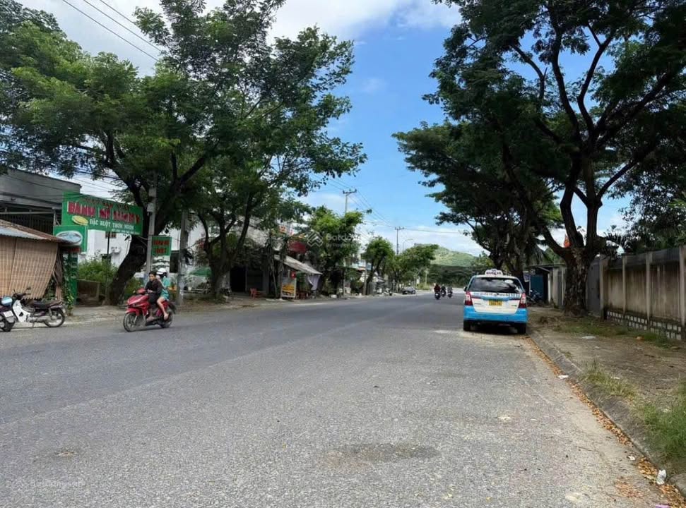 Bán đất mặt tiền đường Phong Châu, Vĩnh Thái, 70.8m² giá 4.7 tỷ - Cơ hội đầu tư tuyệt vời!