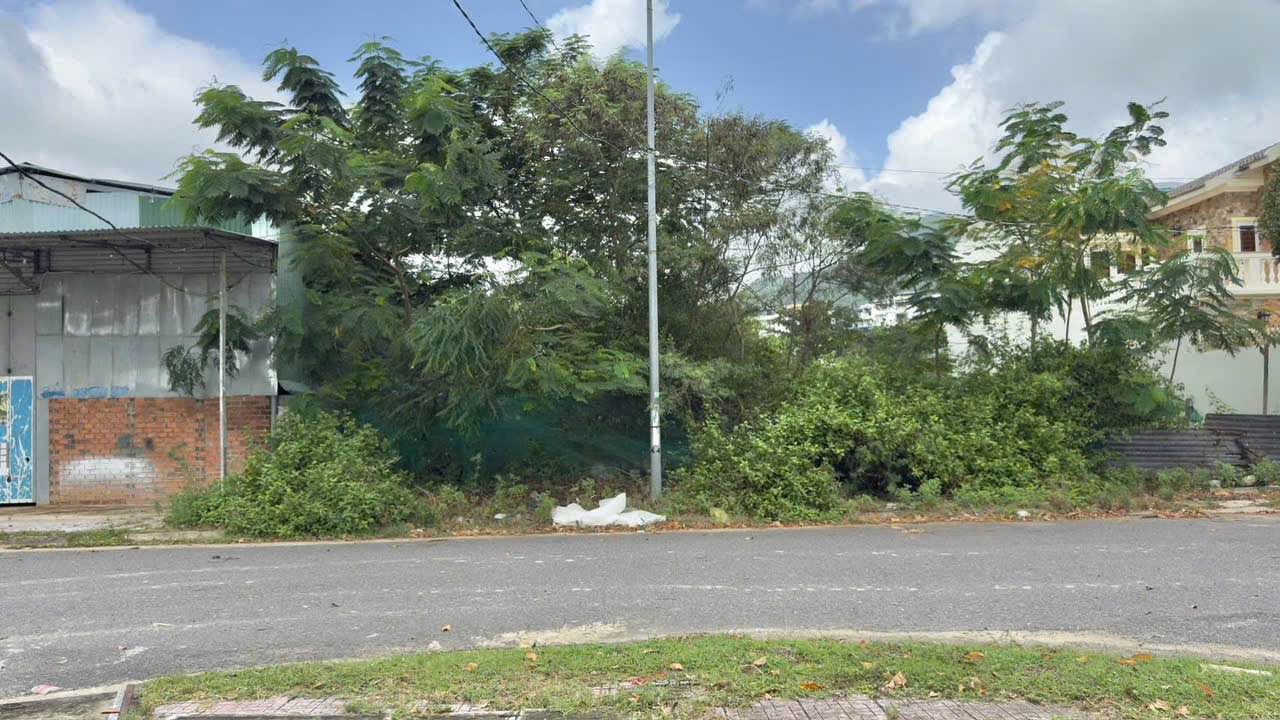 Đất Biệt Thự KĐT Vĩnh Hòa 284.2m² giá 15 tỷ - Tiềm năng phát triển vượt trội!