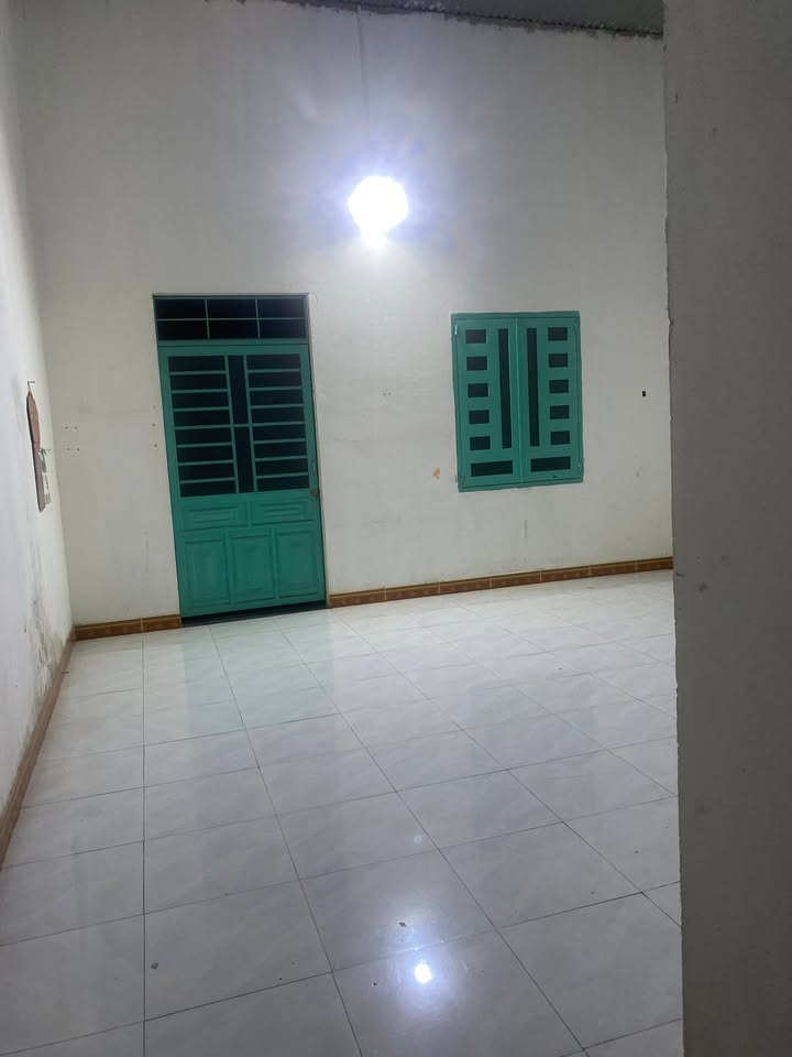 Nhà cho thuê hẻm 131 Chu Văn An Bảo Lộc - Giá 3.5 triệu/tháng, tiện nghi đầy đủ!