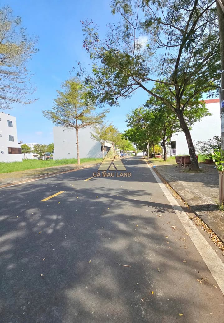 Đất nền KĐT Minh Thắng Cà Mau 100m² giá 1.6 tỷ - Hướng Đông Bắc, sổ đỏ chính chủ!