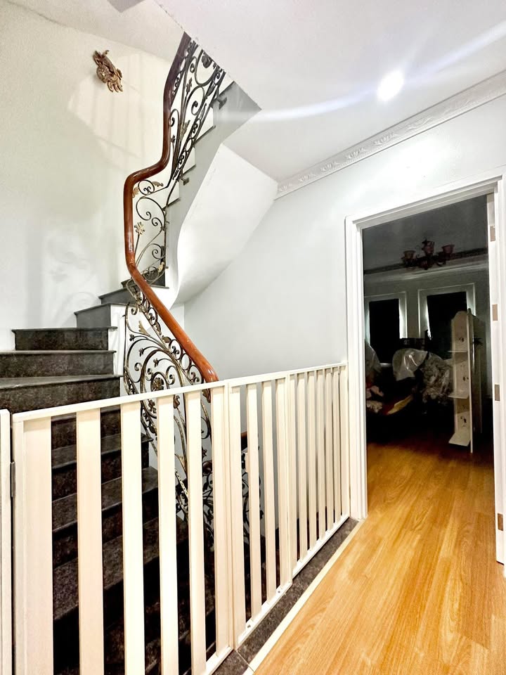 Townhouse Louis City Đại Mỗ 109m² giá 40 tỷ - Đầu tư sinh lời cao!