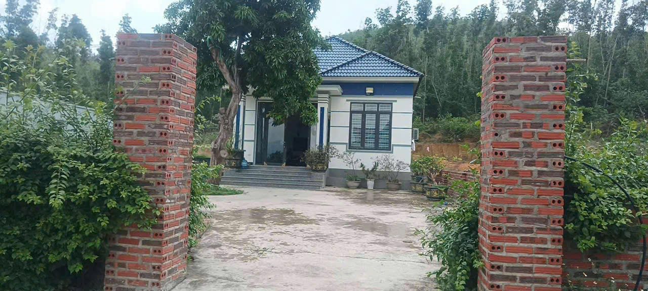 Nhà mái thái đẹp tại Thủy An, Đông Triều 371m² giá chỉ 1.4 tỷ - Sẵn sàng vào ở!