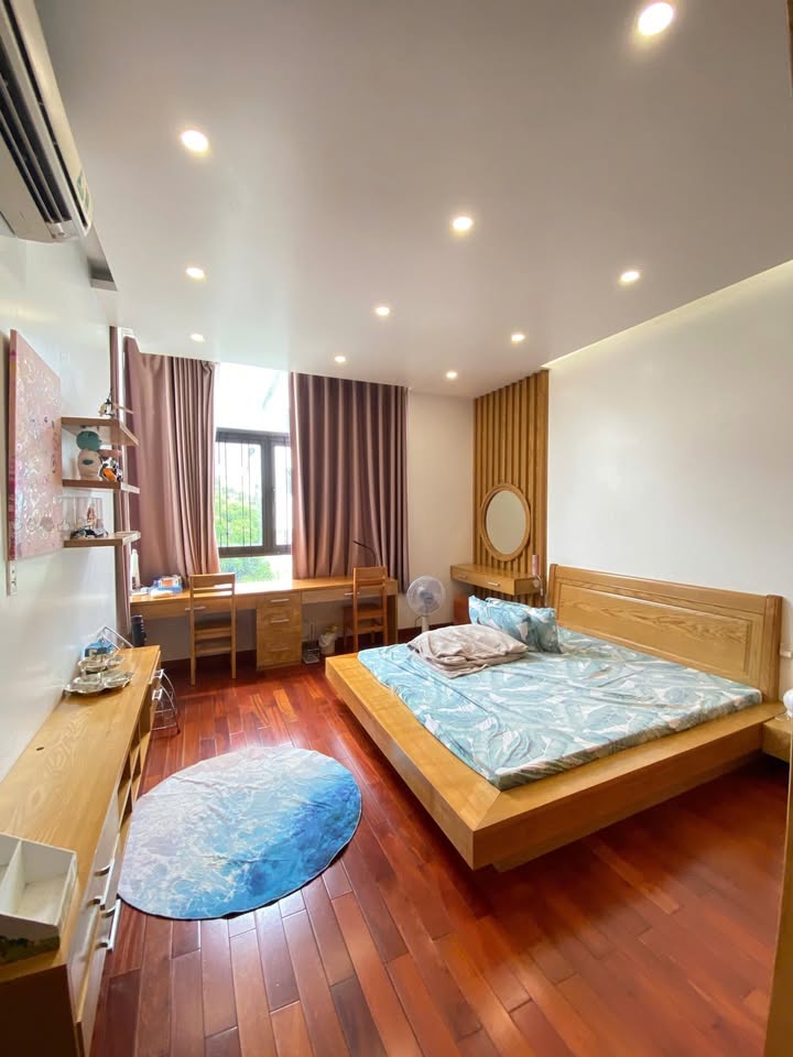 Biệt thự song lập cho thuê tại KĐT Waterfront Hải Phòng 165m² - Sân vườn thoáng mát!