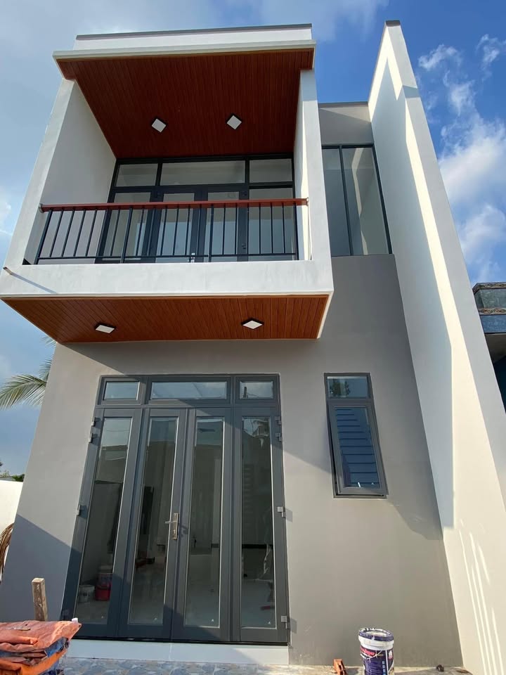 Nhà phố 1 trệt 1 lầu tại Tân An, Long An - Diện tích 95m², giá 2.15 tỷ, chính chủ bán!