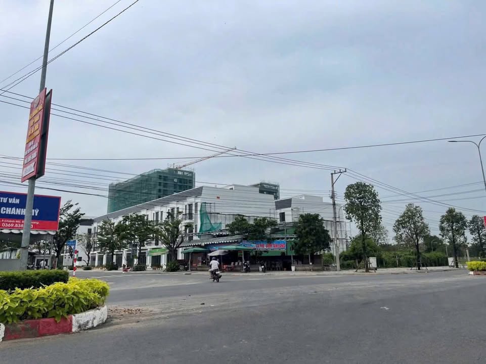 Đất mặt tiền Nguyễn Văn Cừ 140m² giá 3.5 tỷ - Sổ hồng chính chủ, đầu tư sinh lời!