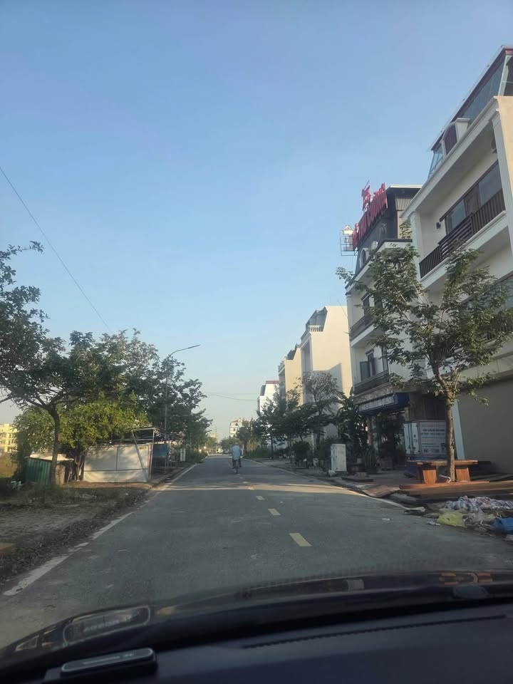 Đất nền KĐT Tùng Bách, Quế Võ, 114m² giá 5.9 tỷ - Đầu tư sinh lời hấp dẫn!