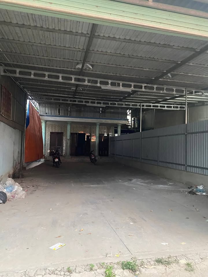 Cho thuê mặt bằng Front House Tân Phước Khánh 304m² giá 8 triệu - Phù hợp kinh doanh ngay!