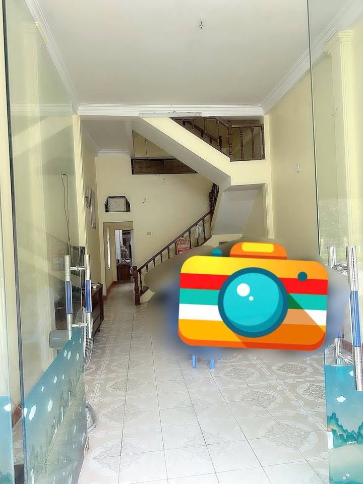 Nhà 2.5 tầng An Dương Vương, Quảng Phú 98m² giá 3 tỷ - Đầu tư sinh lời ngay!