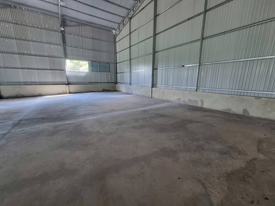 Kho cho thuê 2200m² tại Buôn Hồ - Giá chỉ 850 triệu/tháng!