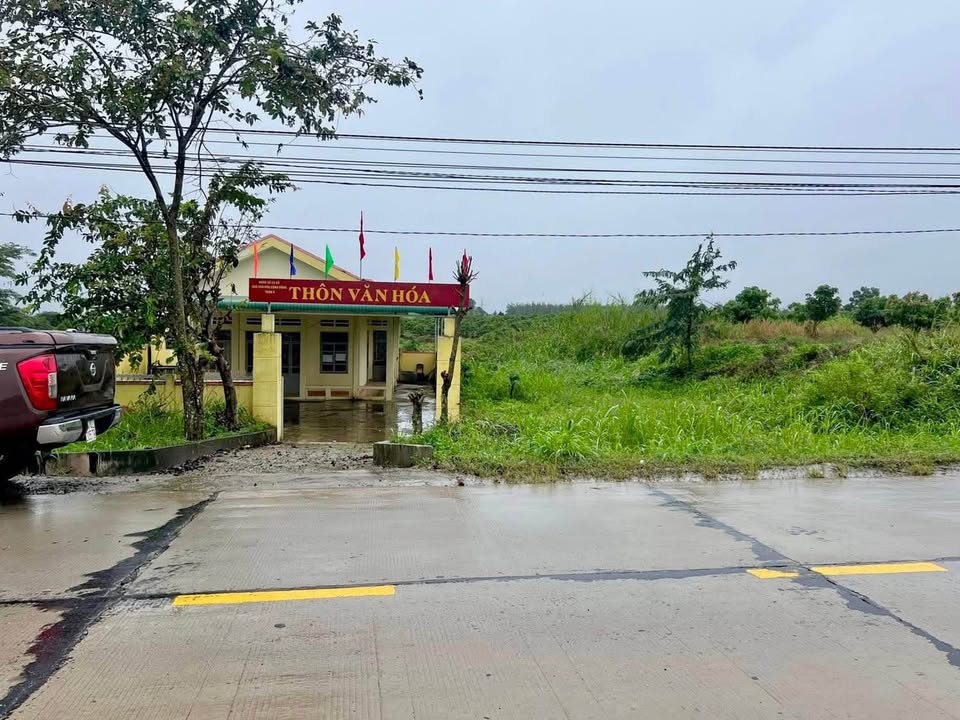 Đất nền Ea Knốp 400m² giá 800 triệu - Vị trí đẹp, thích hợp đầu tư!